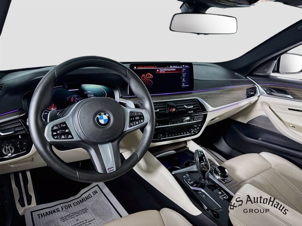 Used 2022 BMW M550i xDrive w/ Executive Package AWD/4WD image 30