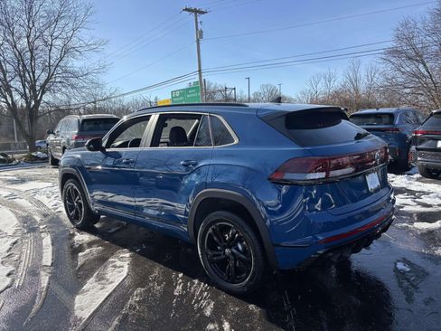New 2026 Volkswagen Atlas Cross Sport SEL R-Line AWD/4WD image 5