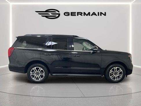 Certified 2025 Ford Expedition Active image 10