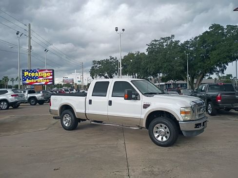 Used 2009 Ford F250 Lariat AWD/4WD image 6