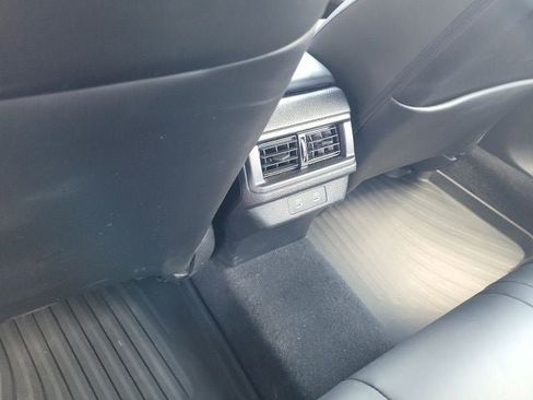 Used 2023 Honda Accord EX-L image 10