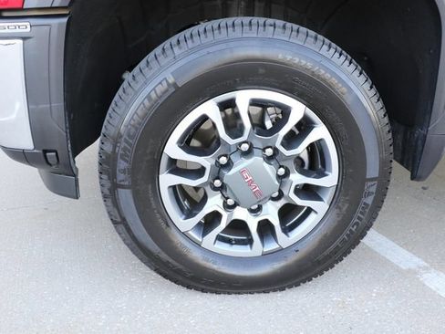 Used 2026 GMC Sierra 2500 SLT w/ SLT Convenience Package AWD/4WD image 8