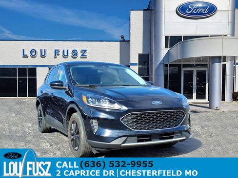 Used 2021 Ford Escape SE w/ Convenience Package image 1