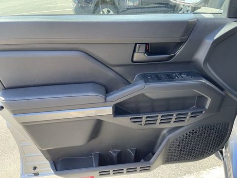 New 2025 Toyota Tacoma SR5 image 12