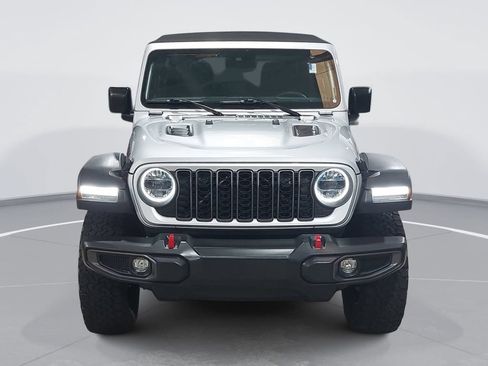 Used 2024 Jeep Wrangler Unlimited Rubicon w/ Safety Group AWD/4WD image 2