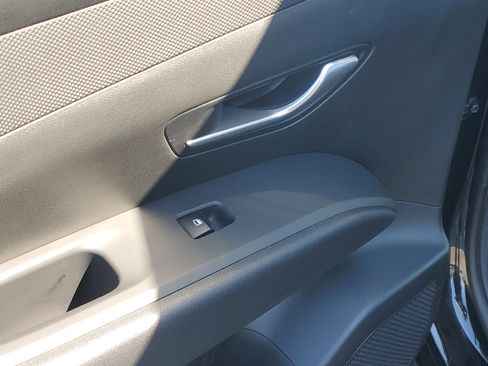 Used 2024 Hyundai Tucson SE FWD image 12