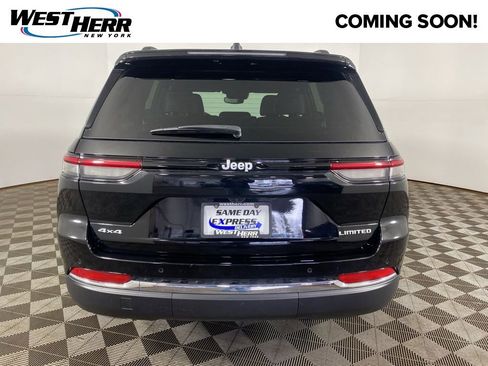 Used 2024 Jeep Grand Cherokee Limited image 19