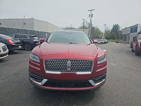 Used 2019 Lincoln Nautilus Select image 2