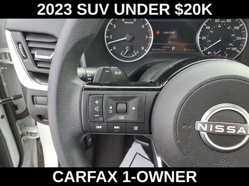 Used 2023 Nissan Rogue SV image 20