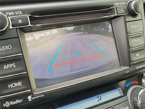 Used 2018 Toyota RAV4 XLE image 26