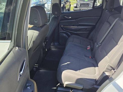 Used 2019 GMC Acadia SLE FWD image 11