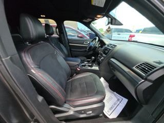 Used 2019 Ford Explorer XLT w/ Equipment Group 202A FWD image 6