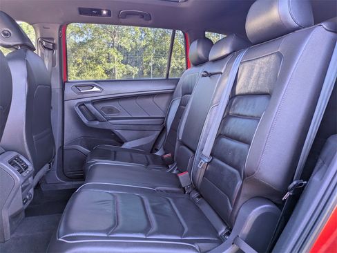 Used 2019 Volkswagen Tiguan SEL Premium R-Line w/ 3rd Row Seat Package image 14