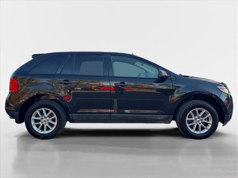 Used 2013 Ford Edge SE image 6