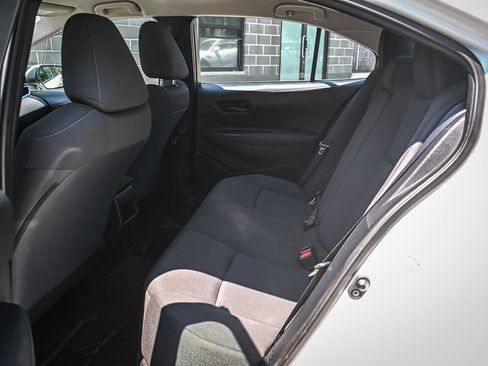 Used 2022 Toyota Corolla LE FWD image 13