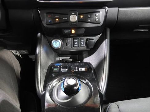 Certified 2023 Nissan Leaf SV Plus FWD image 23