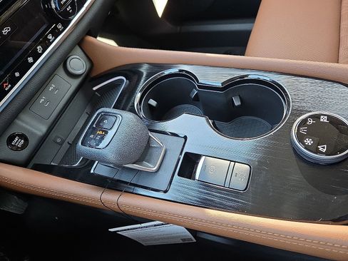 New 2026 Nissan Rogue Platinum w/ Platinum Premium Package image 25