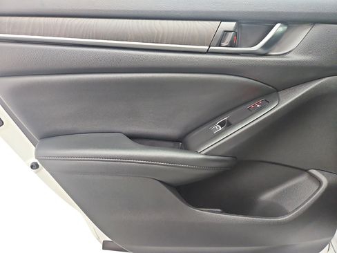 Used 2021 Honda Accord EX-L image 22