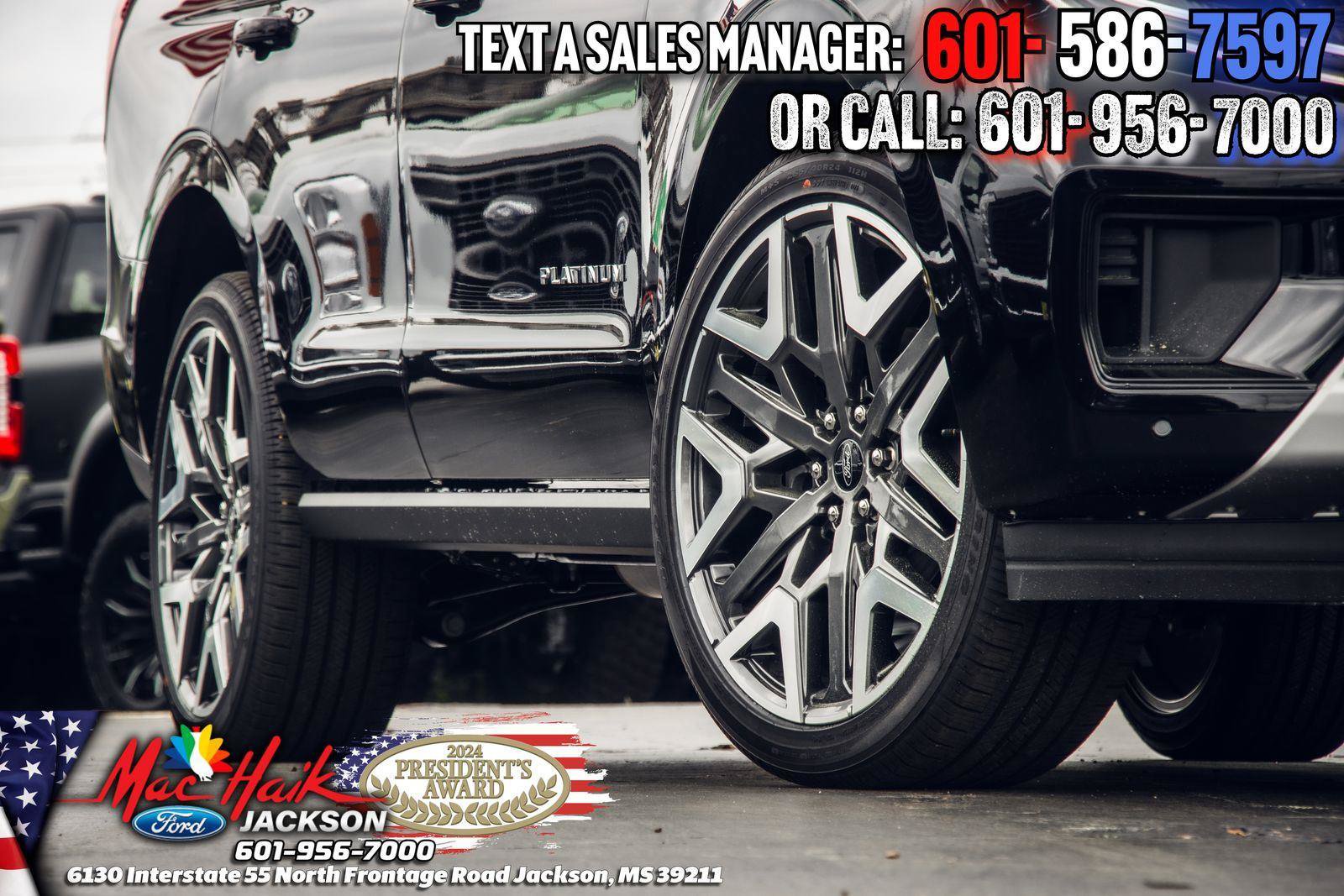 Used 2026 Ford Expedition Platinum w/ Platinum Ultimate Package AWD/4WD image 2