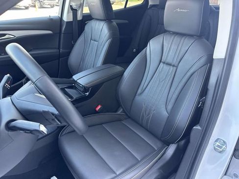 Used 2024 Buick Envision Avenir AWD/4WD image 21