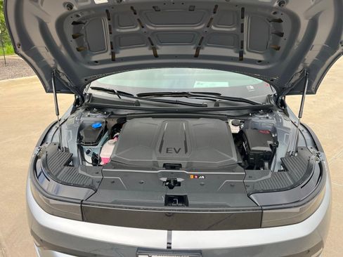 New 2026 Hyundai Ioniq 5 SEL RWD image 35