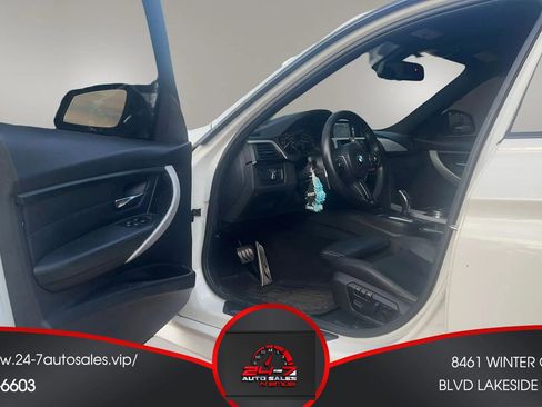 Used 2014 BMW 328i Sedan RWD image 9