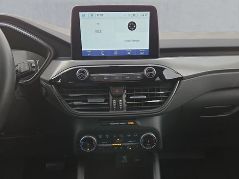 Certified 2023 Ford Escape Active image 17