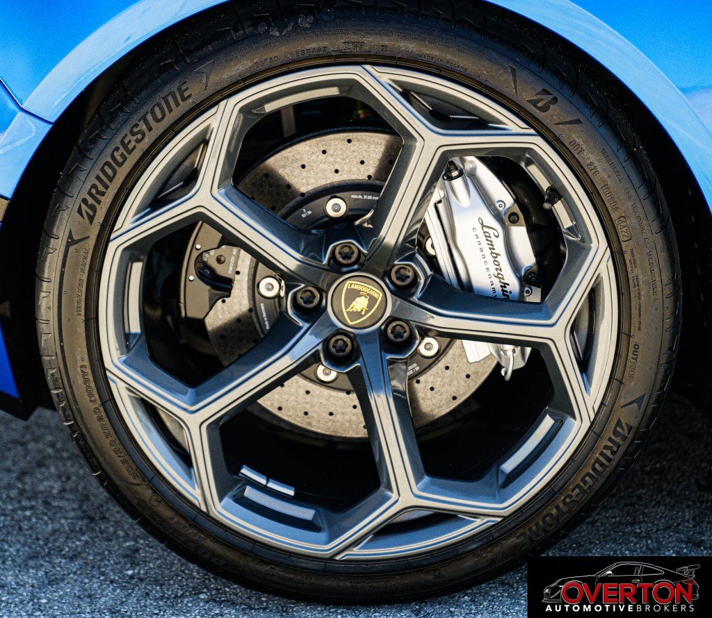 Used 2023 Lamborghini Huracan Tecnica RWD image 46
