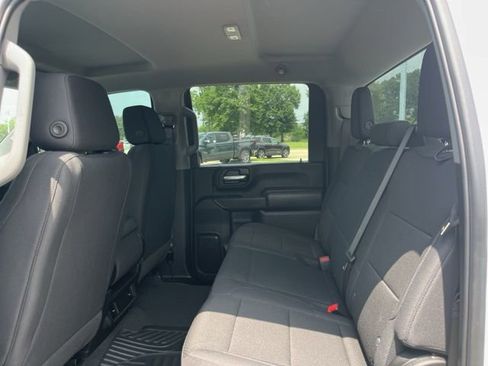 Used 2025 Chevrolet Silverado 2500 Custom AWD/4WD image 28