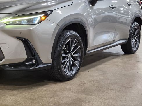 Used 2022 Lexus NX 250 FWD w/ Premium Package image 18