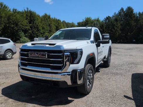 Used 2024 GMC Sierra 2500 SLE w/ Snow Plow Prep/Camper Package AWD/4WD image 1