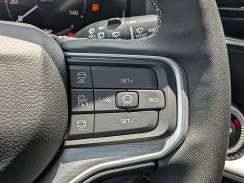 New 2026 Jeep Grand Wagoneer Limited AWD/4WD image 25