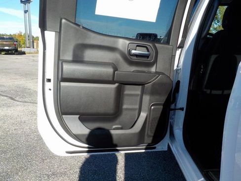 New 2026 GMC Sierra 1500 Pro w/ Pro Value Package image 16