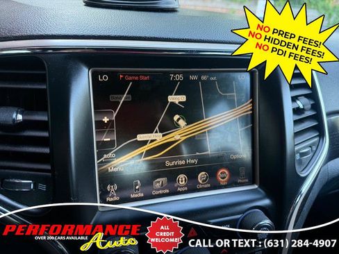 Used 2014 Jeep Grand Cherokee Altitude AWD/4WD image 15