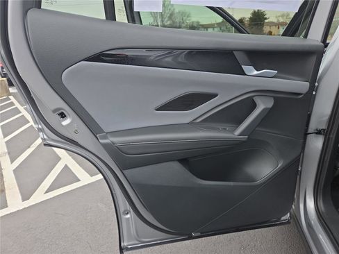 New 2026 Volkswagen Tiguan SE image 24