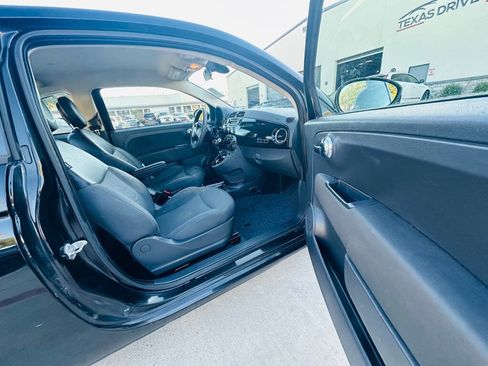 Used 2015 FIAT 500 Pop image 15