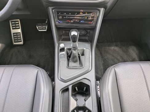 Certified 2023 Volkswagen Tiguan SE R-Line FWD image 20