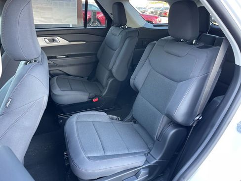 New 2026 Ford Explorer Active AWD/4WD image 18