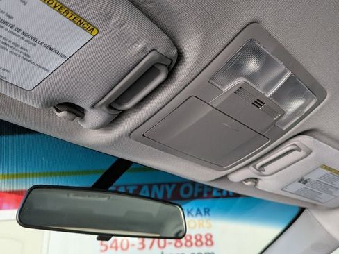 Used 2016 Toyota Camry SE image 37