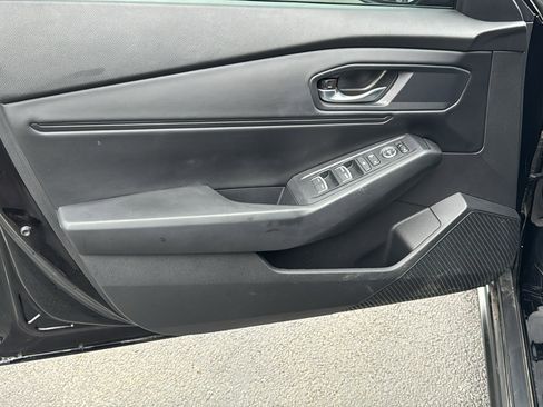 Used 2025 Honda Accord SE image 11