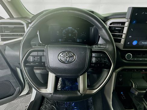 Used 2024 Toyota Tundra Limited image 15