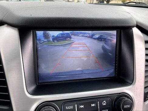 Used 2017 GMC Yukon SLT w/ Premium Edition image 23