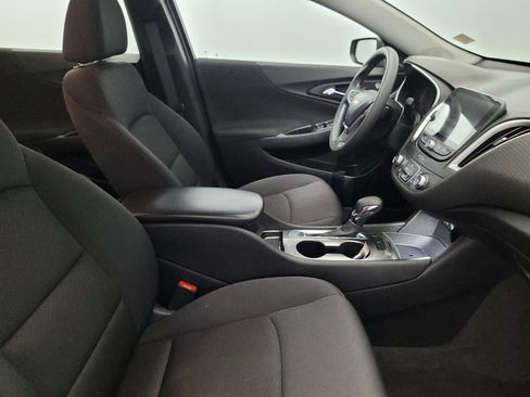 Used 2022 Chevrolet Malibu LS FWD image 21