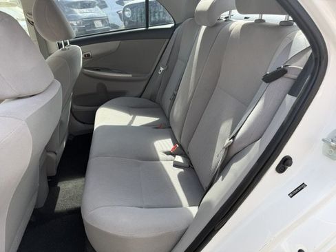 Used 2011 Toyota Corolla LE FWD image 10