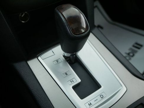 Used 2013 Subaru Legacy 2.5i Limited AWD/4WD image 31