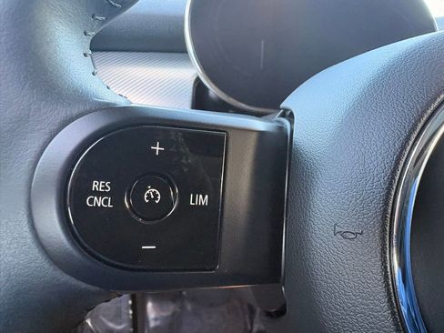 Used 2024 MINI Cooper SE image 22