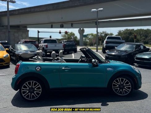 Used 2018 MINI Cooper S FWD image 8