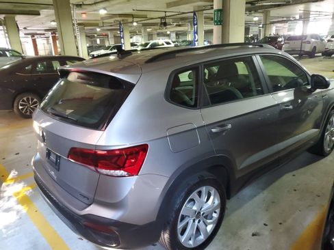 Used 2023 Volkswagen Taos S w/ Driver Assistance Package AWD/4WD image 4