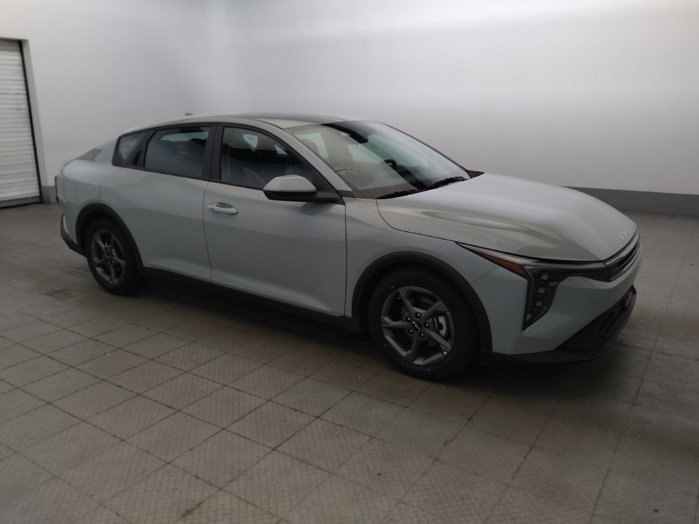 Used 2025 Kia K4 FWD image 11