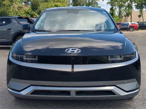 Used 2023 Hyundai Ioniq 5 Limited w/ Cargo Package image 9
